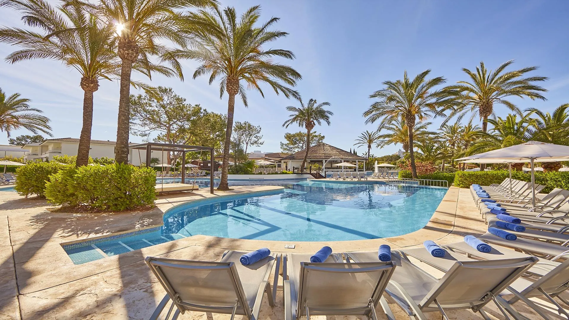アパートホテル Prinsotel La Dorada & Spa プラヤ・デ・ムロ